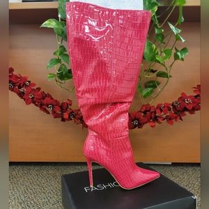 FashionNova HOT HOT PINK Boots